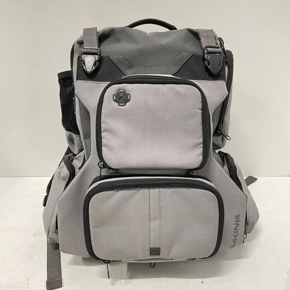Dakine Recoil Backpack Skateboard Slot Camera Pack Hiking Waist Strap Black Gray
